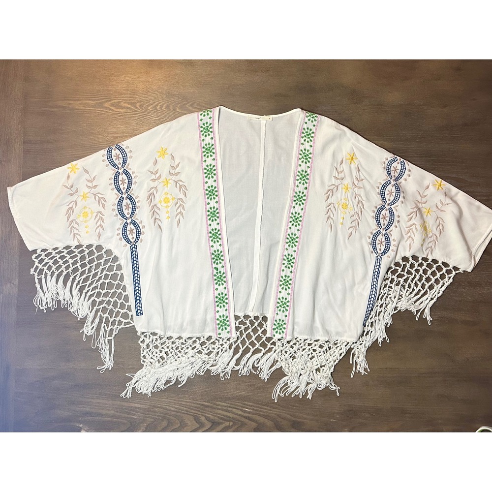 Hazel White Embroidered Macrame Fringe Kimono Wrap Top fringe Boho Festival SM‎